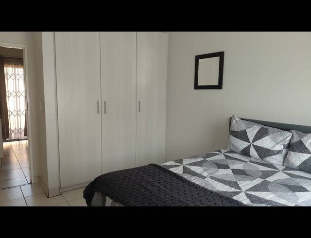 3 BEDROOM FREESTANDING FOR SALE IN DENNEOORD